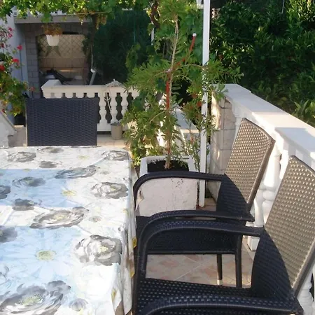 Romantische Mit Meerblick By Interhome