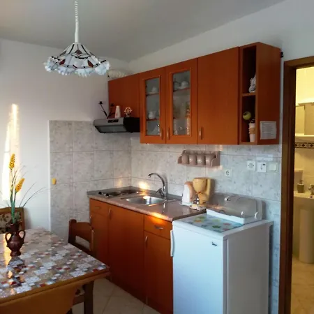 شقة Romantische Mit Meerblick By Interhome Vinišće