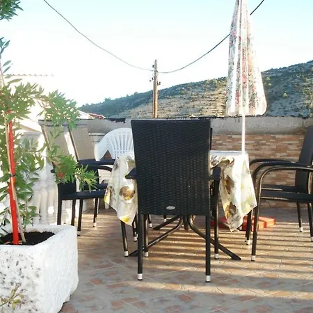 Romantische Mit Meerblick By Interhome