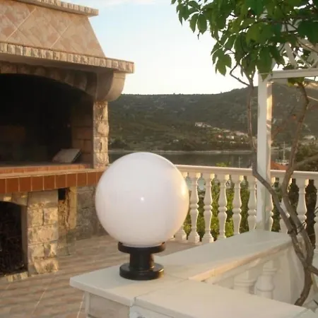 Romantische Mit Meerblick By Interhome شقة
