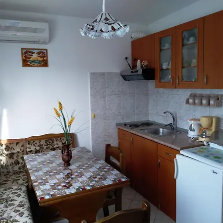 Romantische Mit Meerblick By Interhome *