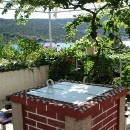 Romantische Mit Meerblick By Interhome Vinišće